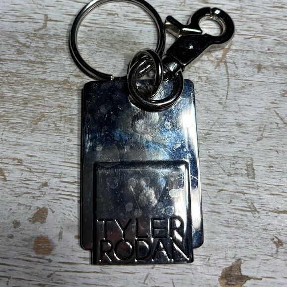 Tyler Rodan Designer Silver Tone Hanging Logo Purse Charm Hook Key Chain Ring EP - Picture 4 of 4